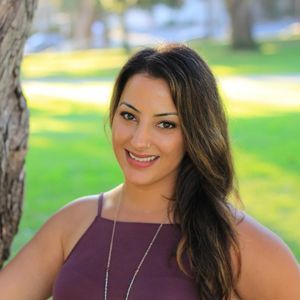 Meet your Posher, Samira